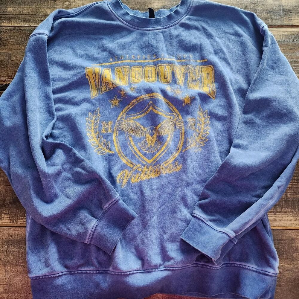 H&M Vancouver Yellow and Blue Crewneck size M